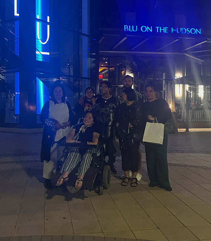 Restaurant Finally Breaks Silence After Disabled Customer Was Served Dessert With “Offensive” Birthday Message