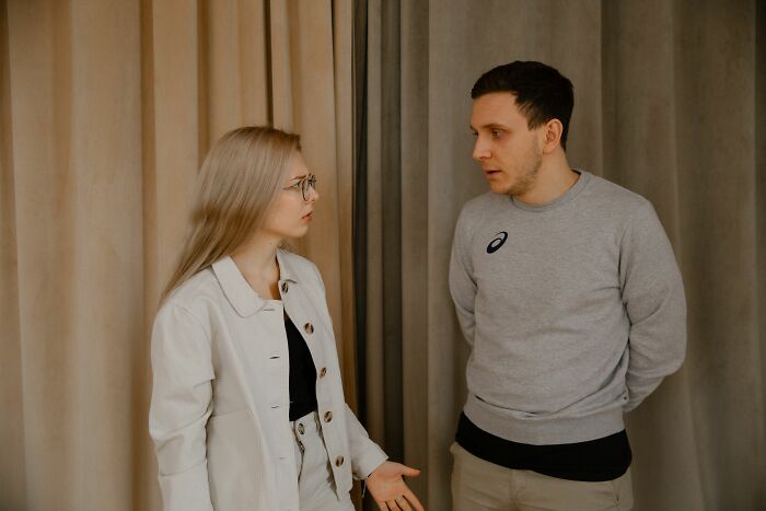 60 Moments In Which People Suddenly Realized They’re With The Very Wrong Person 60 Moments In Which People Suddenly Realized They’re With The Very Wrong Person