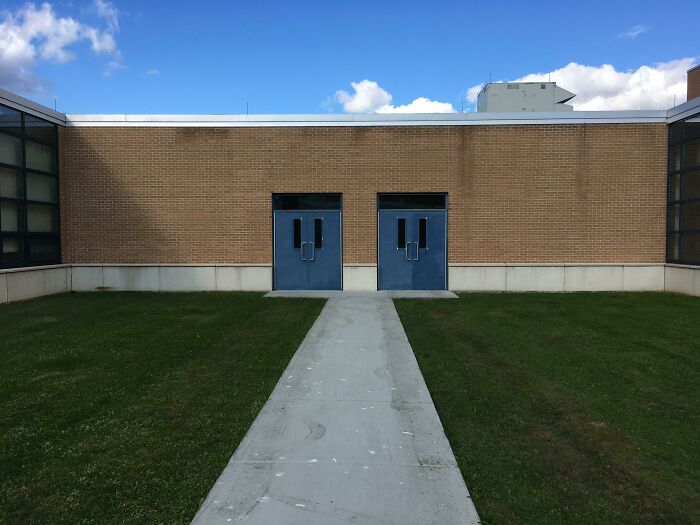 80 Unnerving Yet Intriguing Liminal Spaces That Feel Unreal 80 Unnerving Yet Intriguing Liminal Spaces That Feel Unreal
