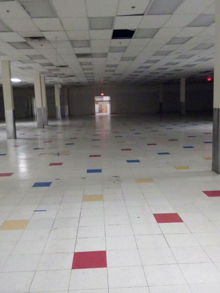 80 Unnerving Yet Intriguing Liminal Spaces That Feel Unreal 80 Unnerving Yet Intriguing Liminal Spaces That Feel Unreal