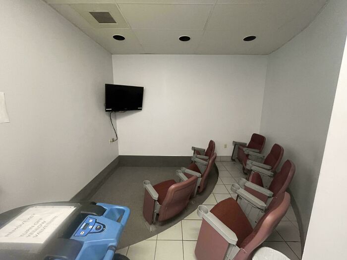80 Unnerving Yet Intriguing Liminal Spaces That Feel Unreal 80 Unnerving Yet Intriguing Liminal Spaces That Feel Unreal