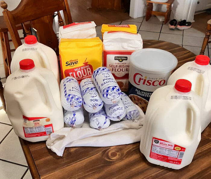 Missouri Grandma Refuses To Back Down After Being Ordered To Stop Serving Her Neighbors Free Breakfasts Missouri Grandma Refuses To Back Down After Being Ordered To Stop Serving Her Neighbors Free Breakfasts
