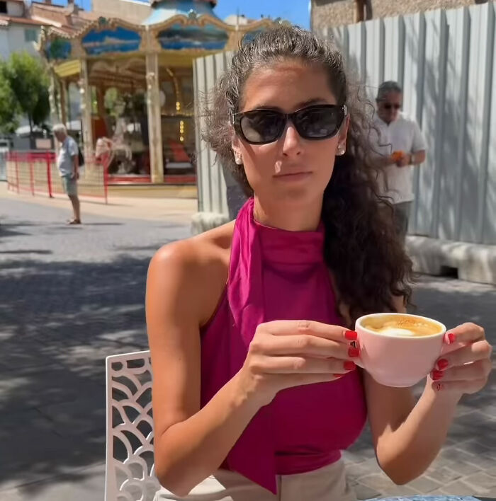 Expert Chimes In After Woman Claims Her Before-And-After Pics Of Trip To France “Prove” The US Diet Keeps People “Chronically Inflamed” Expert Chimes In After Woman Claims Her Before-And-After Pics Of Trip To France “Prove” The US Diet Keeps People “Chronically Inflamed”