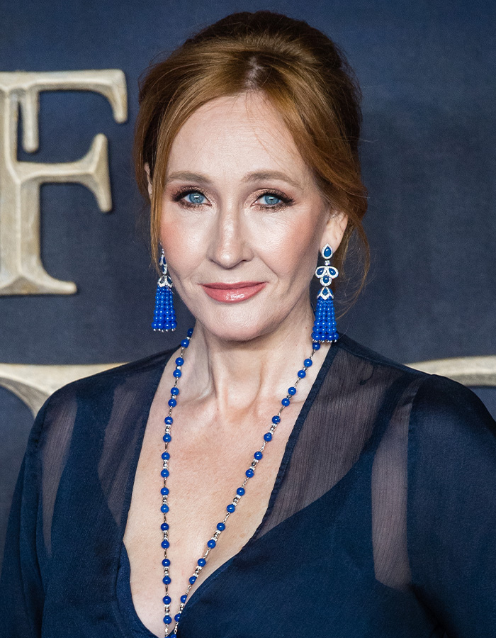 J.K. Rowling Accused Of Using Dolly Parton’s Passing As Yet Another Way To Spread Her Controversial Opinions J.K. Rowling Accused Of Using Dolly Parton’s Passing As Yet Another Way To Spread Her Controversial Opinions