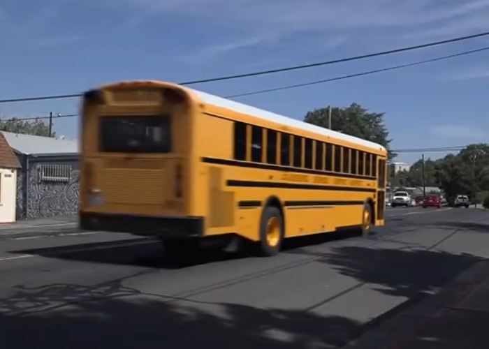 Furious Parents Smash Their Way Into School Bus After Driver Refuses To Release Kids Furious Parents Smash Their Way Into School Bus After Driver Refuses To Release Kids