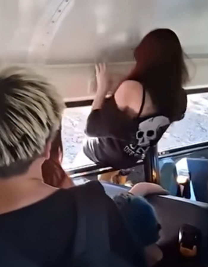 Furious Parents Smash Their Way Into School Bus After Driver Refuses To Release Kids Furious Parents Smash Their Way Into School Bus After Driver Refuses To Release Kids