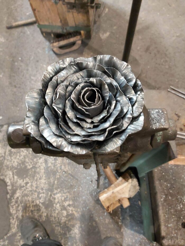89 Impressive Things People Forged From Metal That Look Almost Too Good To Be Handmade