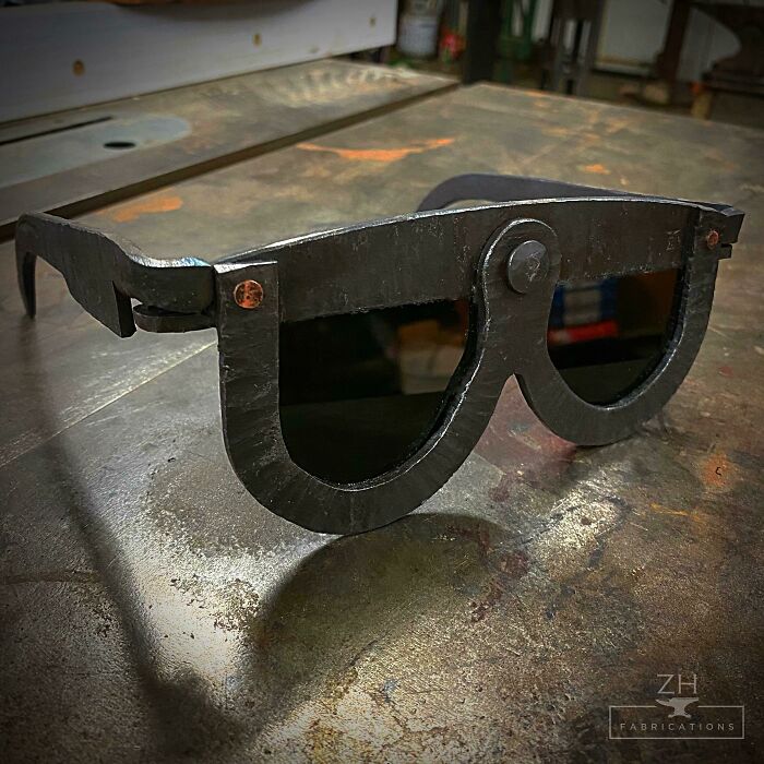 89 Impressive Things People Forged From Metal That Look Almost Too Good To Be Handmade