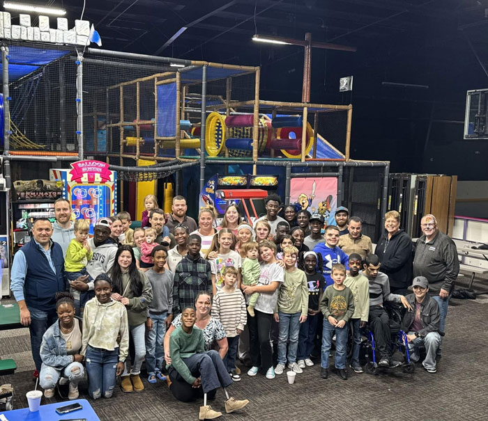 Couple Keeps Adopting Kids After Having Their Own Until They End Up With A Family Of 39 Couple Keeps Adopting Kids After Having Their Own Until They End Up With A Family Of 39