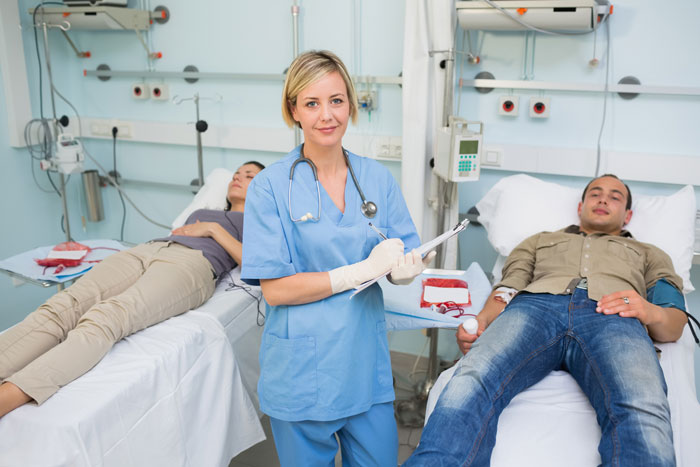 ER Nurse Runs Over A Karen’s Foot Saving A Patient And Gets A Raise For It Instead Of Getting Fired