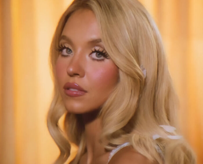 Sydney Sweeney’s Raunchy Look In A New SYRN Lingerie Video Brutally Slammed: “Literally All She’s Known For” Sydney Sweeney’s Raunchy Look In A New SYRN Lingerie Video Brutally Slammed: “Literally All She’s Known For”