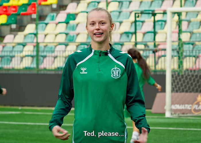 Lithuanian Soccer Team Finds Brilliant Way To Promote Women’s Sports By Inviting Jason Sudeikis To Coach Them Lithuanian Soccer Team Finds Brilliant Way To Promote Women’s Sports By Inviting Jason Sudeikis To Coach Them