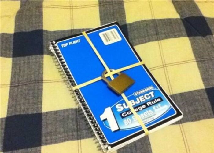 99 Hilariously Bad Examples Of DIY To Scroll Through Before You Attempt To Fix That Thing Yourself