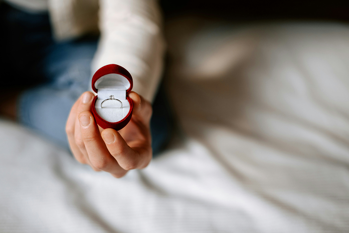 Man Suggests An Open Relationship After Hearing His Friend Slept With 100 Women, Then Can&rsquo;t Handle It