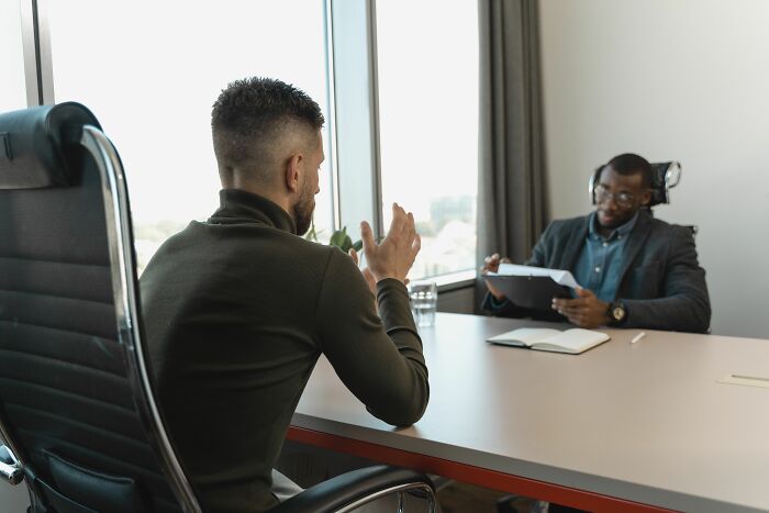 &ldquo;The Cop Removed Her From Our Building Mid-Interview&rdquo;: 56 Times People Blew Their Job Interviews
