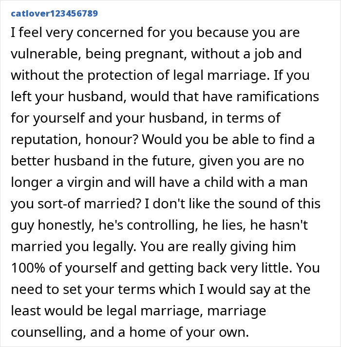 Pregnant Woman Can’t Look At Her Husband The Same After Finding His Old Messages Pregnant Woman Can’t Look At Her Husband The Same After Finding His Old Messages