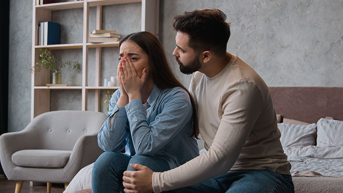 Woman Realizes Husband Might Be Obsessed With Her Boss, Things Get Way Creepier Woman Realizes Husband Might Be Obsessed With Her Boss, Things Get Way Creepier