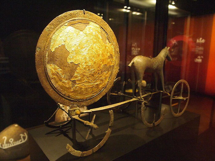 Expert Breaks Down The 20 Historical Artifacts That Survived Against The Odds