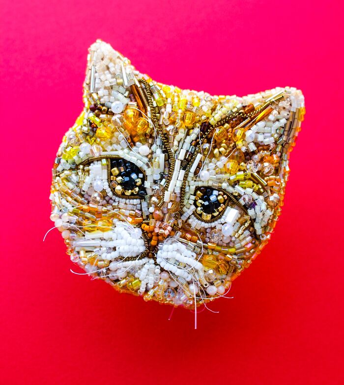 From Michael Jackson To Golden Globes Brooches: 40 Incredible Beaded Creations By Tiffany Pisani From Michael Jackson To Golden Globes Brooches: 40 Incredible Beaded Creations By Tiffany Pisani