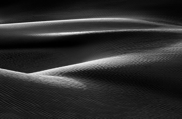 These Captivating Photos Reveal New Perspectives At The Minimalist Photography Awards 2026 (34 Pics) These Captivating Photos Reveal New Perspectives At The Minimalist Photography Awards 2026 (34 Pics)