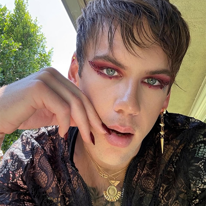 Rock Star Emerges Unrecognizable After Coming Out As Gay Despite 14-Year Marriage