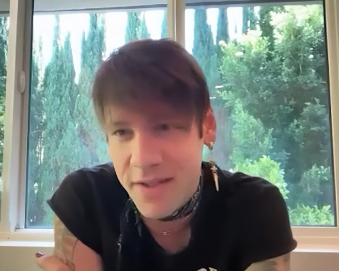 Rock Star Emerges Unrecognizable After Coming Out As Gay Despite 14-Year Marriage