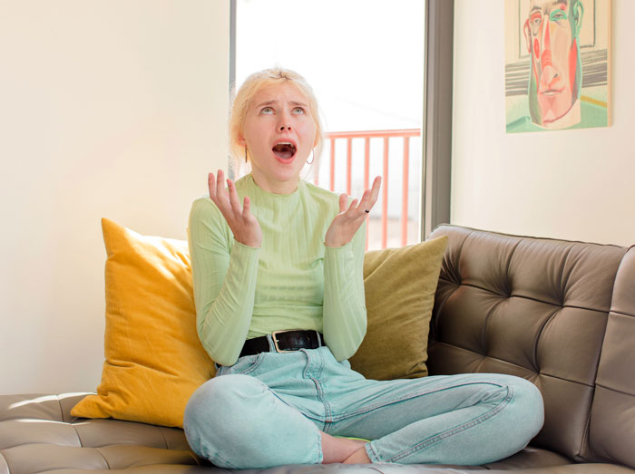 Wedding Turns Dramatic As Wacky MIL Tries To Wear White And Steals Bride’s Dress, Fails Miserably Wedding Turns Dramatic As Wacky MIL Tries To Wear White And Steals Bride’s Dress, Fails Miserably