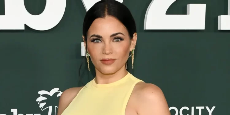 Actress Jenna Dewan Actress Jenna Dewan