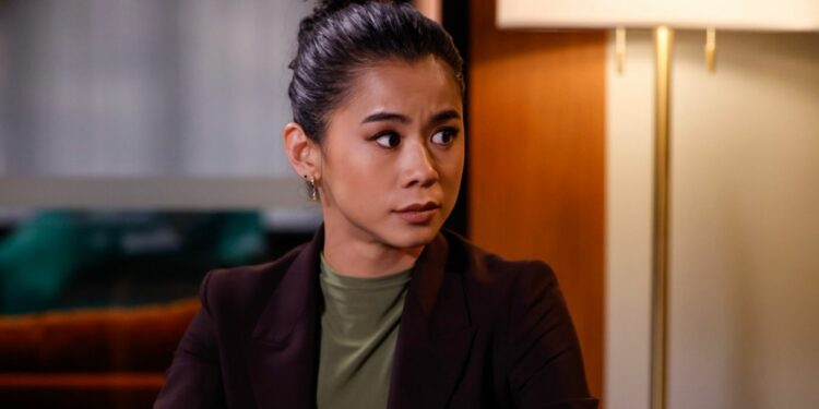 Leah Lewis Leah Lewis