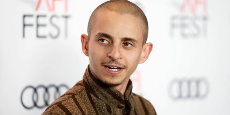 Fallout star Moisés Arias Fallout star Moisés Arias