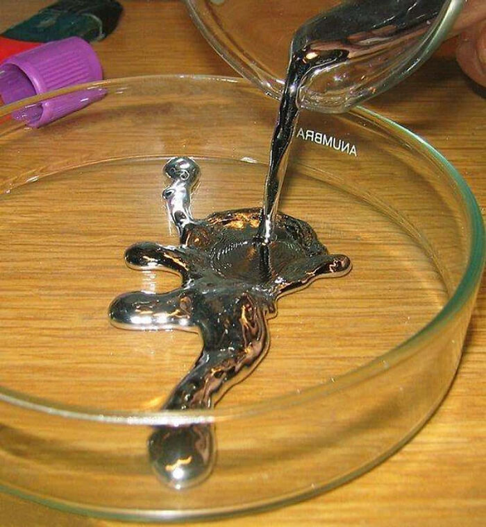 28 Terrifying Methods And Tools That Doctors Used In The Past To Treat Patients