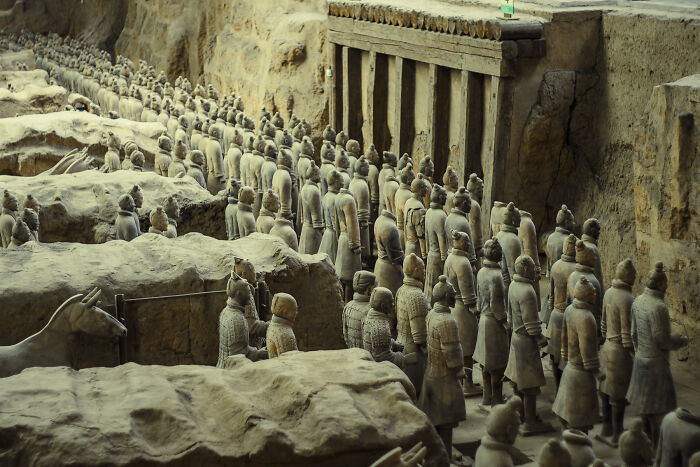 110 Moments Nearly Lost To History That Everyone Should See