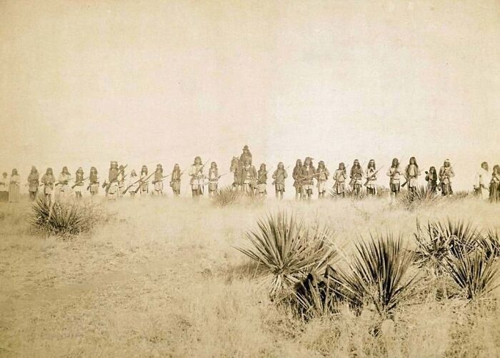 110 Moments Nearly Lost To History That Everyone Should See