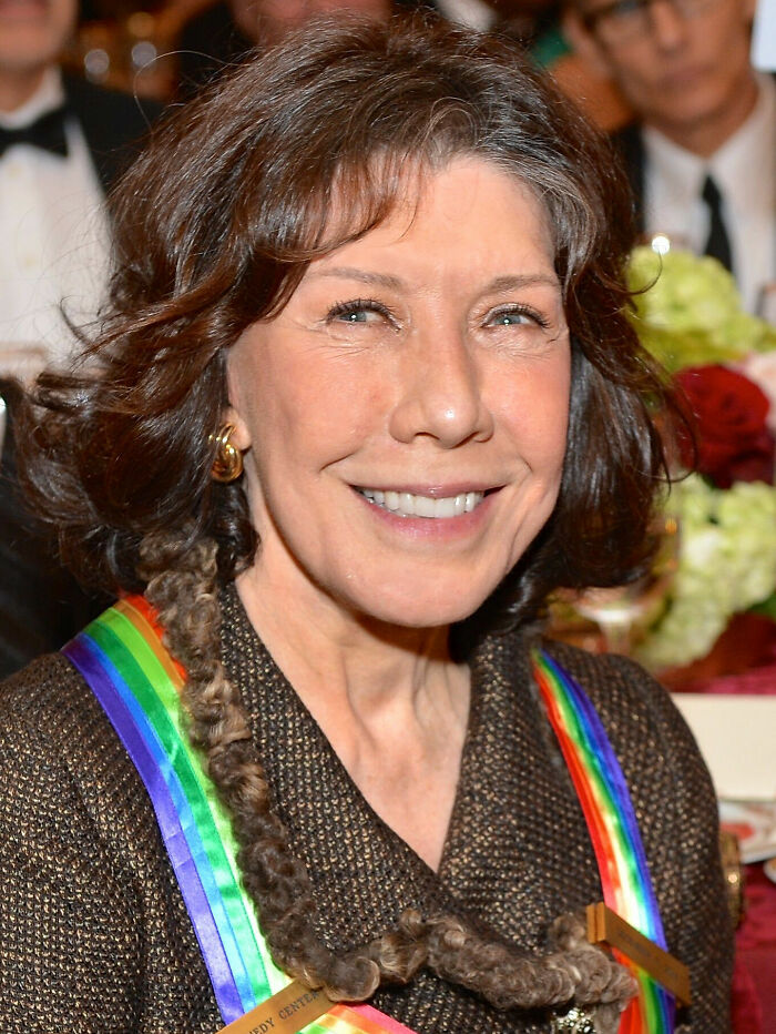 Lily Tomlin: Bio And Career Highlights Lily Tomlin: Bio And Career Highlights