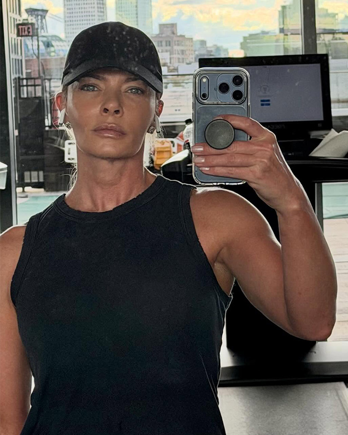 Hollywood Actress Booted From Hotel After Wild, Expletive-Filled Meltdown Months After Joining Adult Platform Hollywood Actress Booted From Hotel After Wild, Expletive-Filled Meltdown Months After Joining Adult Platform