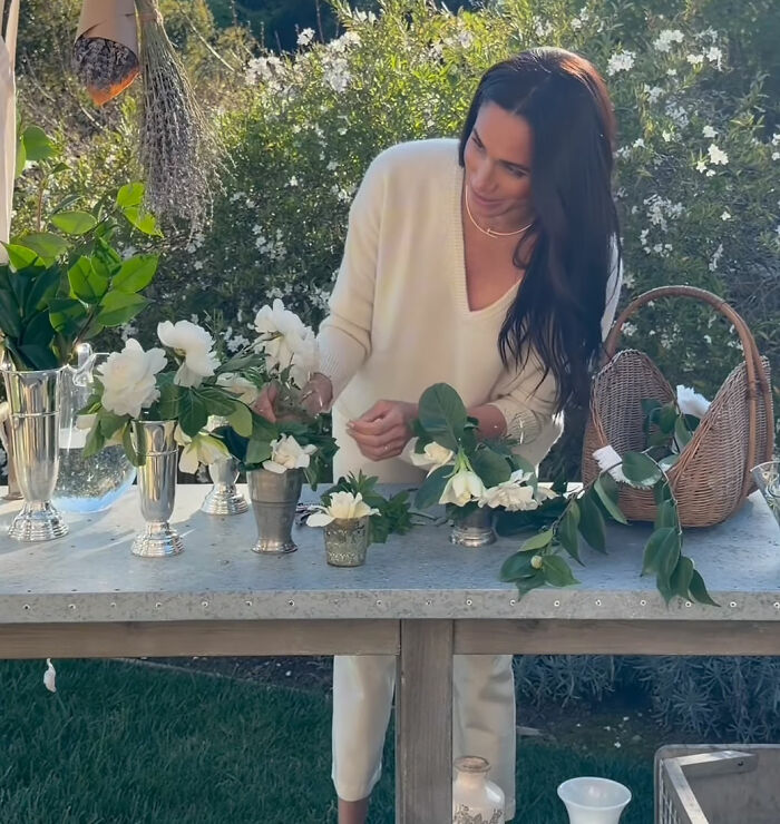 Meghan Markle’s “Extremely Rude” Interview Rules For Household Staff Revealed In New Report Meghan Markle’s “Extremely Rude” Interview Rules For Household Staff Revealed In New Report