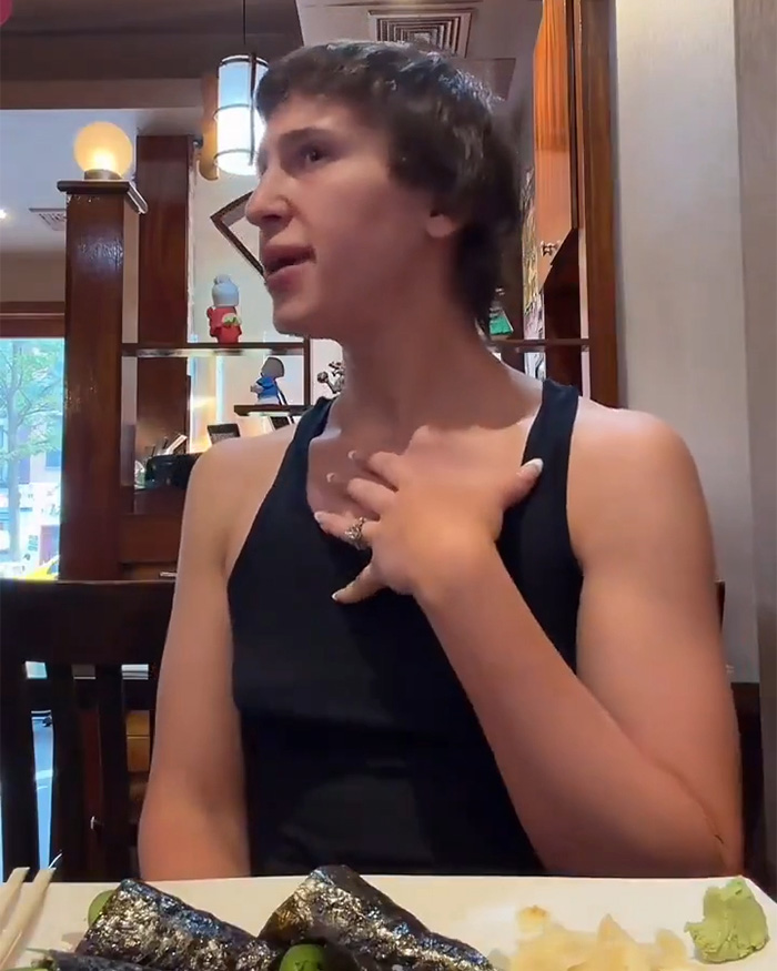 Trans Woman Leaving Japanese Restaurant Without Paying Because Staff Made Her Feel “Uncomfortable” Prompts Cultural Debate Trans Woman Leaving Japanese Restaurant Without Paying Because Staff Made Her Feel “Uncomfortable” Prompts Cultural Debate