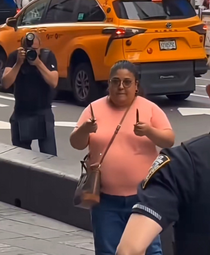 Times Square Victim Revealed As Bank Of America VP As Dramatic Video Shows Attacker’s Confrontation With Cops Times Square Victim Revealed As Bank Of America VP As Dramatic Video Shows Attacker’s Confrontation With Cops