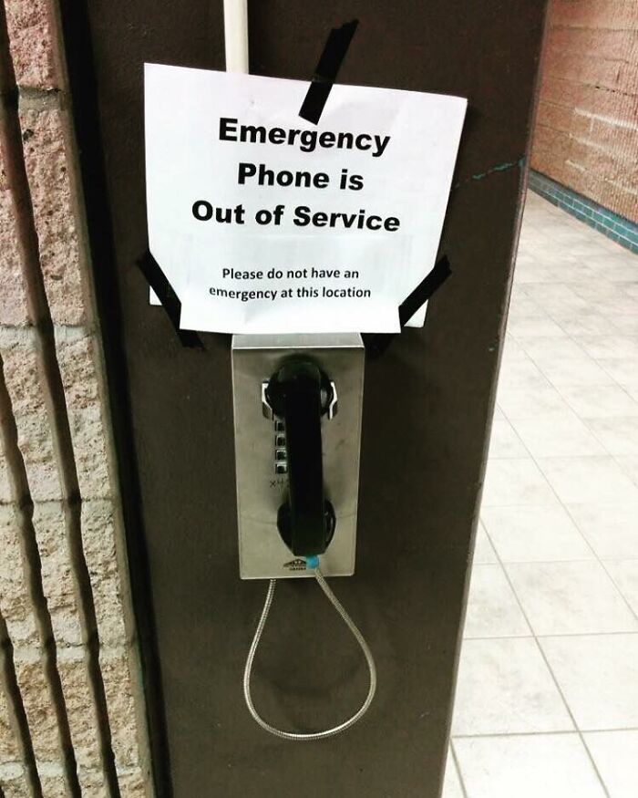 56 Hilarious And Weird Things Spotted At Airports That Nobody Could Have Prepared For 56 Hilarious And Weird Things Spotted At Airports That Nobody Could Have Prepared For