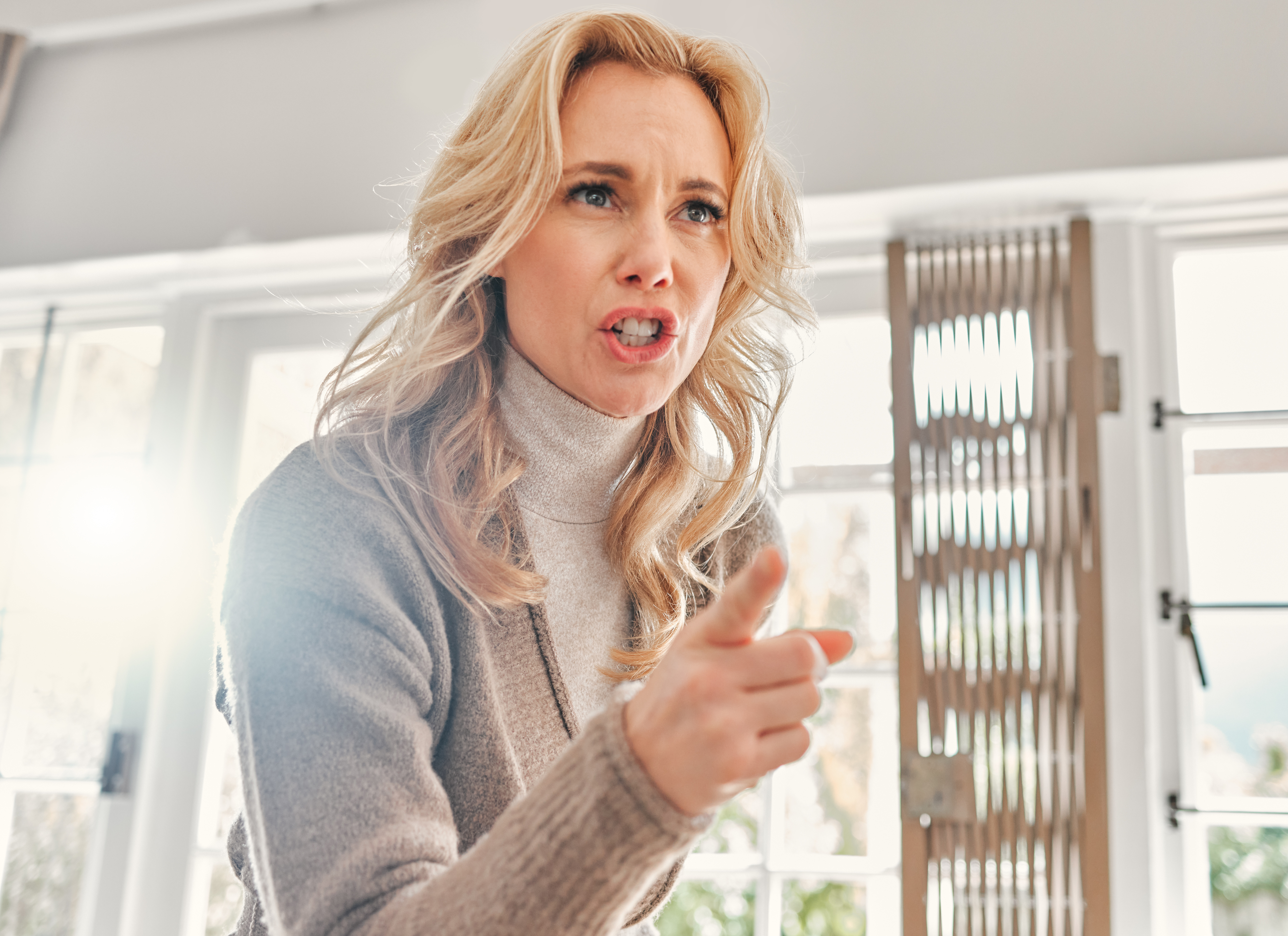 Woman Finds SIL’s Gift During Her Grief Period Insensitive And Disturbing And Somehow Offends Her Woman Finds SIL’s Gift During Her Grief Period Insensitive And Disturbing And Somehow Offends Her
