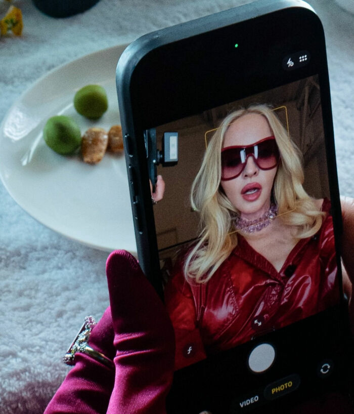 Madonna Slammed After Fans Noticed Odd Details In Latest Photos: “What’s Happening Here?”