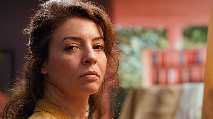 Successful Woman Refuses To Fund Sister&rsquo;s Large Family, Then Faces A Cruel Personal Attack From Bro