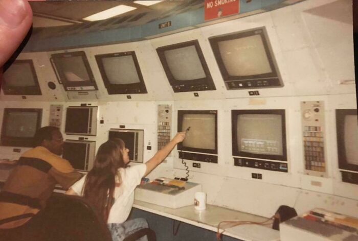 92 Retro Tech Photos That Capture The ’80s In All Their Glorious Weirdness 92 Retro Tech Photos That Capture The ’80s In All Their Glorious Weirdness