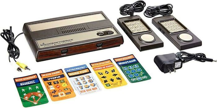 92 Retro Tech Photos That Capture The ’80s In All Their Glorious Weirdness 92 Retro Tech Photos That Capture The ’80s In All Their Glorious Weirdness