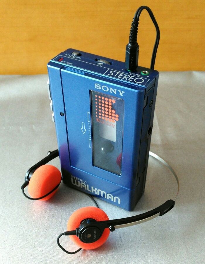 92 Retro Tech Photos That Capture The ’80s In All Their Glorious Weirdness 92 Retro Tech Photos That Capture The ’80s In All Their Glorious Weirdness