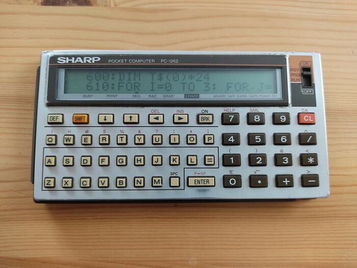 92 Retro Tech Photos That Capture The ’80s In All Their Glorious Weirdness 92 Retro Tech Photos That Capture The ’80s In All Their Glorious Weirdness