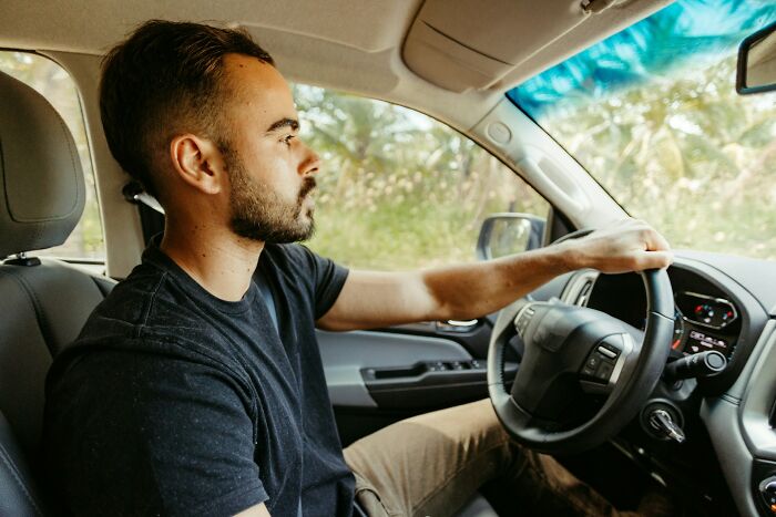 55 Things People Do That Others Judge Them For, Even Though They Know It’s Petty