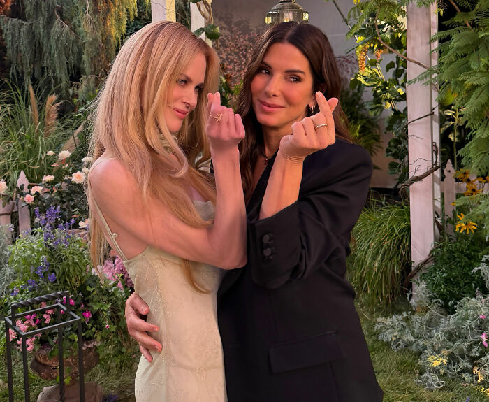 Iconic Actresses’ Forever-Young Looks Backfire As Fans Can’t Bear Unsettling Detail Quietly Ruining New Movie Iconic Actresses’ Forever-Young Looks Backfire As Fans Can’t Bear Unsettling Detail Quietly Ruining New Movie