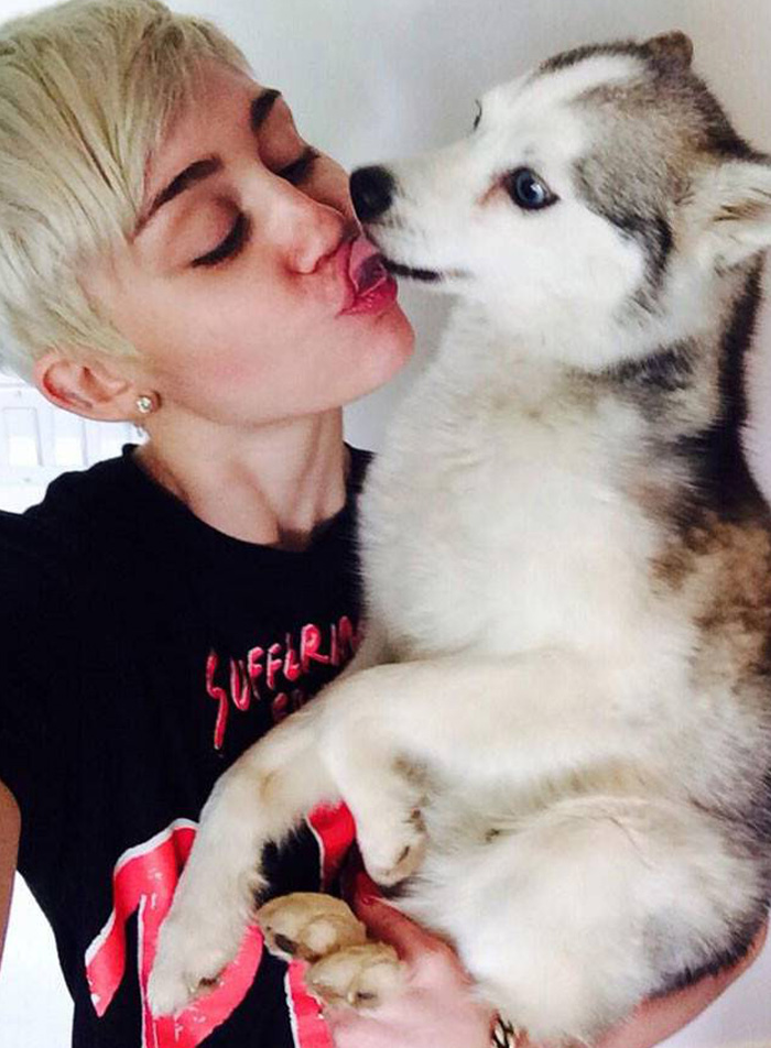 Amid Miley Cyrus’ Startling Name Change, Someone Listed The Biggest Tragedies And Incidents From Her Life