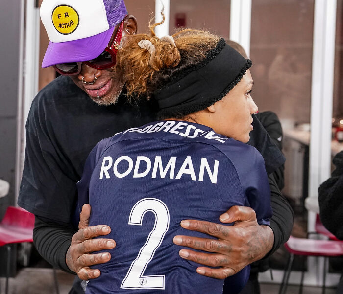 Woman Dancing At US Open Becomes Viral Sensation Only To Stun Viewers When They Learn Who Her Dad Is